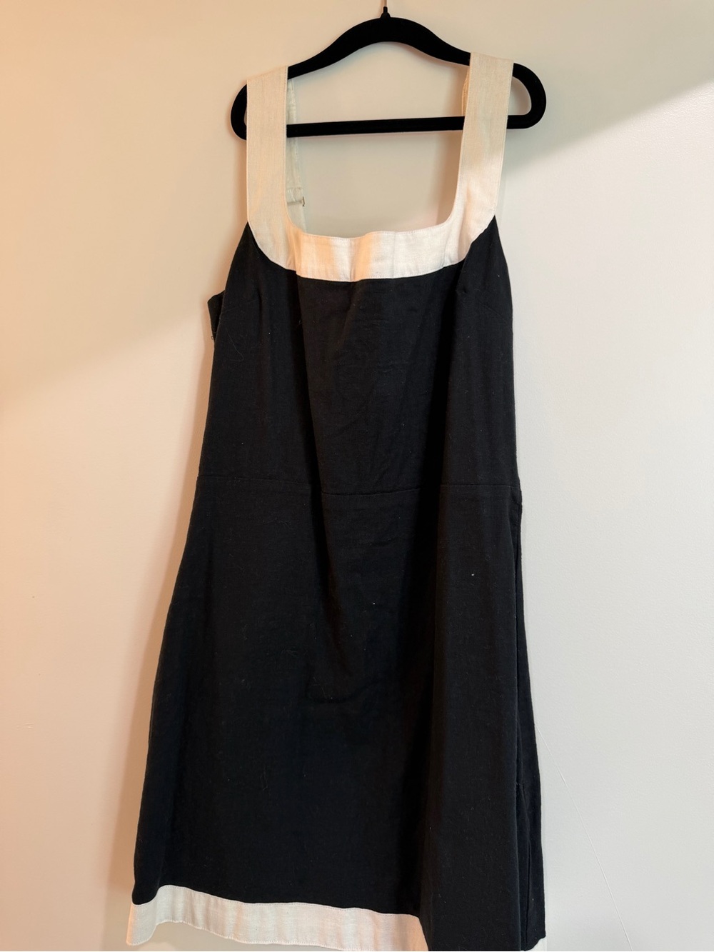 Abercrombie & Fitch Black Dress with Cream Accents